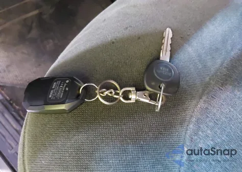 2001 Chevrolet Silverado 1500Hd Ls z USA, uszkodzony, nr VIN 1GCGK13U91F190330